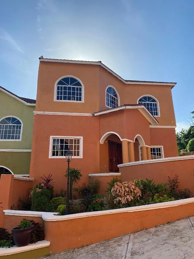 Mobay Vacation Village Montego Bay