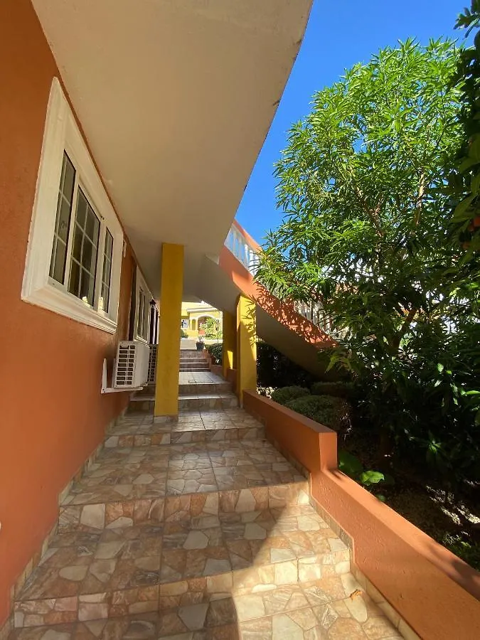 Mobay Vacation Village Montego Bay 0*,